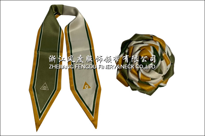 真絲雙層尖角長巾，農(nóng)業(yè)發(fā)展銀行.jpg
